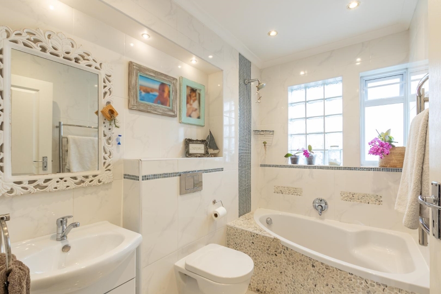 3 Bedroom Property for Sale in Tokai Western Cape
